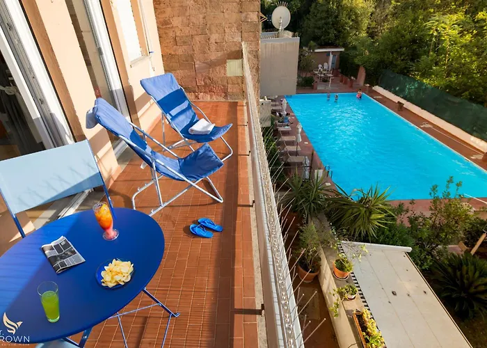 Mr Brown Aurelia Con Piscina