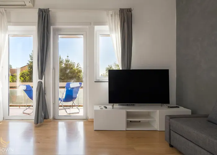 Apartment Mr Brown Aurelia Con Piscina